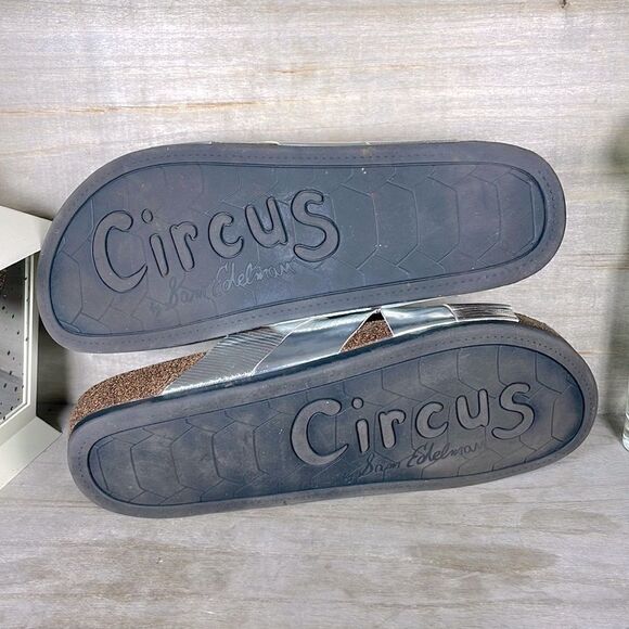 Circus by Sam Edelman Allison Silver Metallic Slides Sandals Birkenstock - Picture 7 of 8
